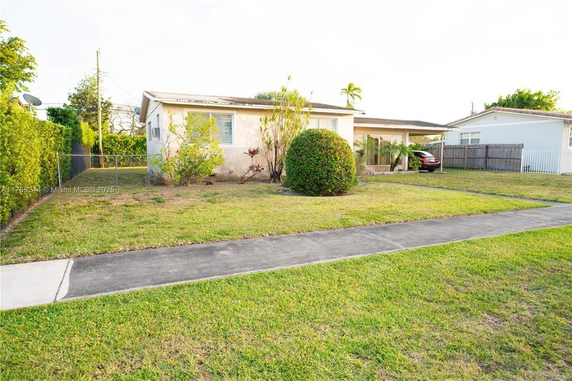 Picture of 8440 SW 27Th Ter, Miami FL 33155