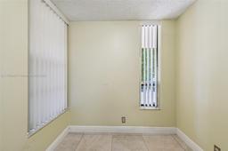 Picture of 6622 Coral Lake Dr # 210, Margate, FL 33063
