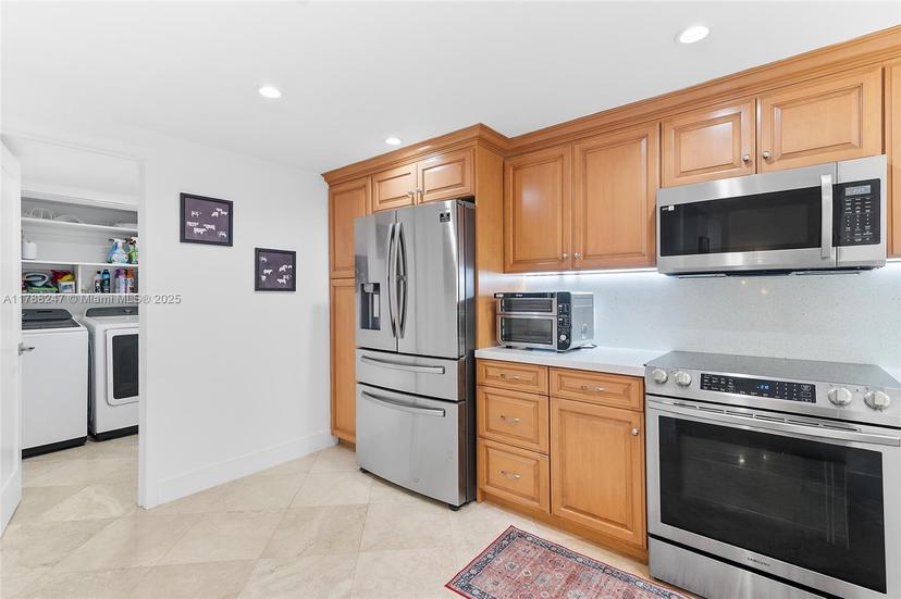 Picture of 8120 SW 86Th Ter, Miami FL 33143