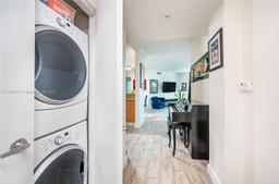 Picture of 9066 SW 73Rd Ct # 908, Miami, FL 33156