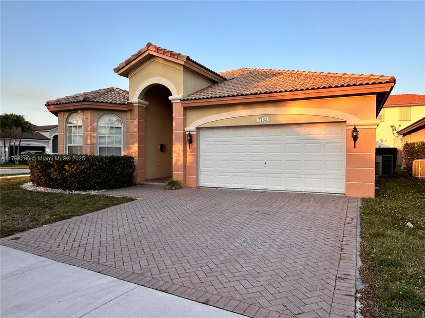 Picture of 7783 NW 112Th Pl, Doral FL 33178