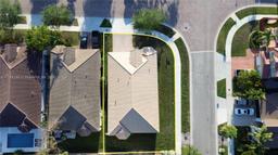 Picture of 7783 NW 112Th Pl, Doral, FL 33178