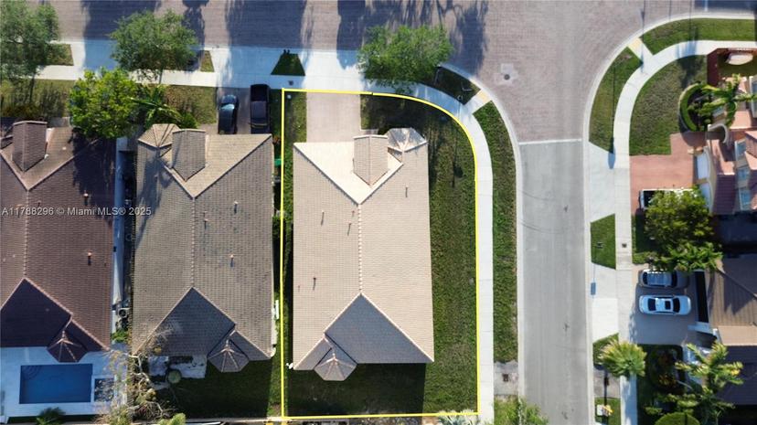 Picture of 7783 NW 112Th Pl, Doral FL 33178