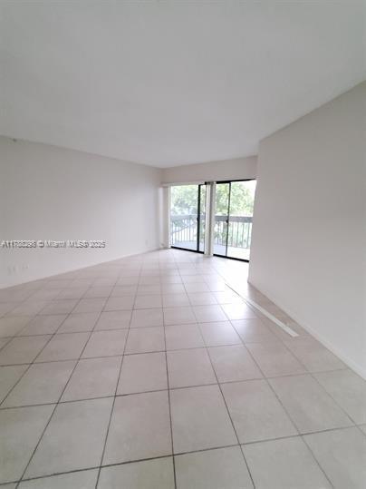 Picture of 1950 N Congress Ave # 404, West Palm Beach, FL 33401