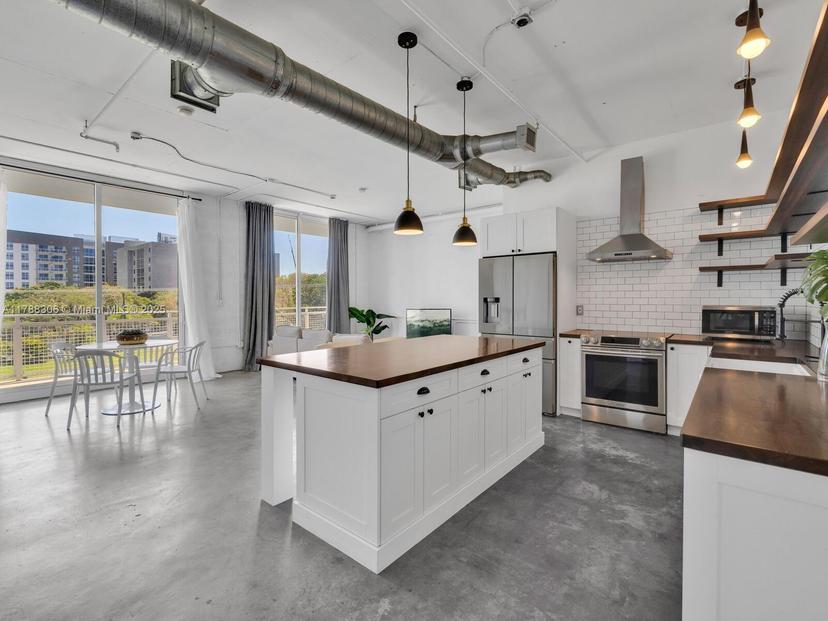 Picture of 444 NE 30Th St # 402, Miami FL 33137