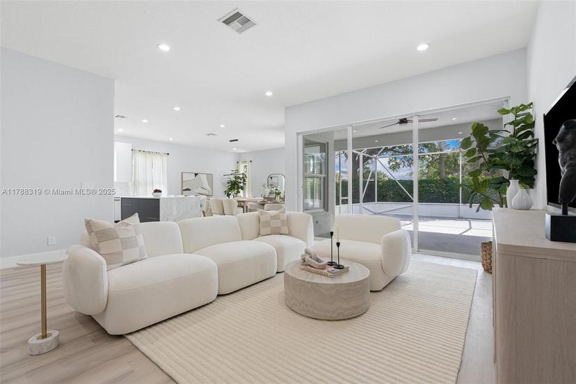 Picture of 4629 Mariners Cove Dr, Wellington FL 33449