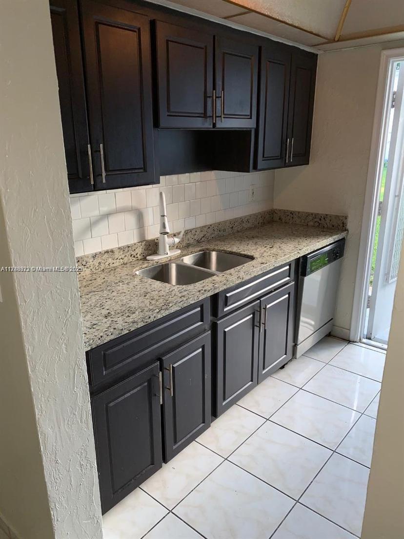 Picture of 1850 Arthur St # 2, Hollywood FL 33020