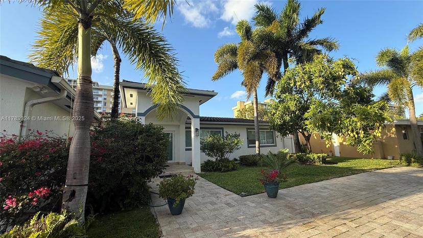 Picture of 2105 Arch Creek Dr, North Miami FL 33181