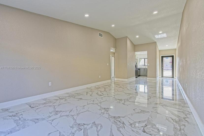 Picture of 1062 SE 13Th Ave, Homestead FL 33035