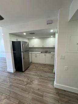 Picture of 6702 NW 166Th Ter # 202, Miami Lakes, FL 33014