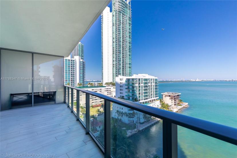 Picture of 460 NE 28Th St # 1005, Miami FL 33137