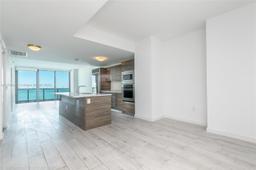 Picture of 460 NE 28Th St # 1005, Miami, FL 33137