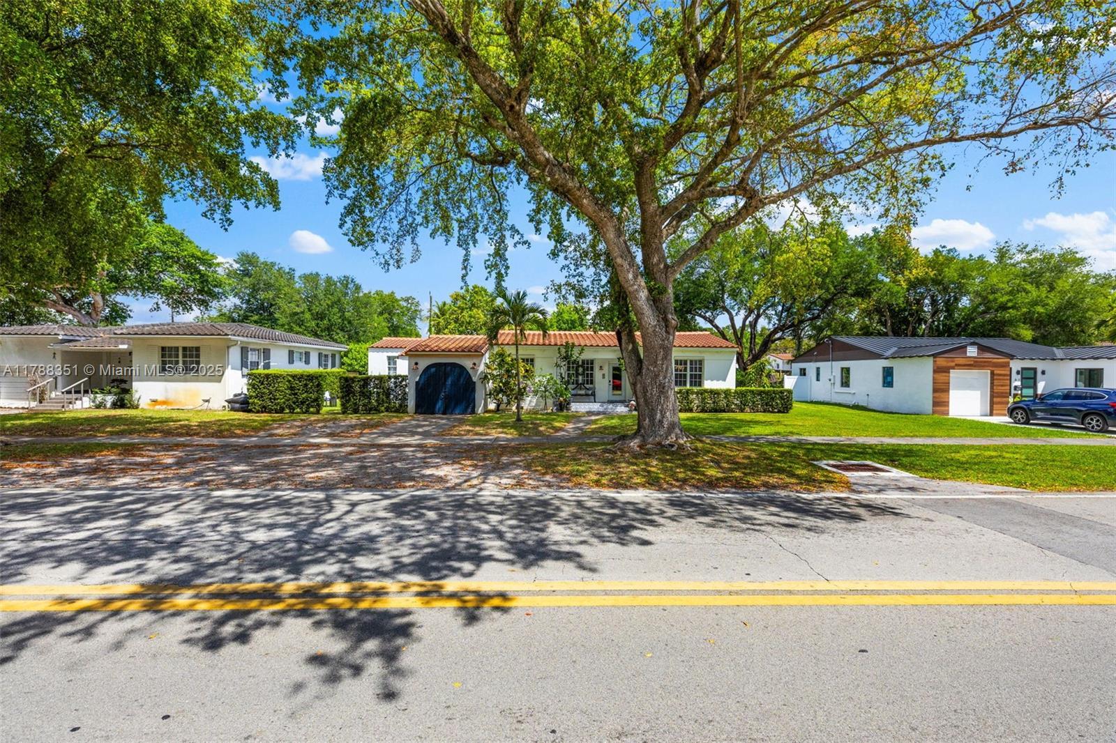 Picture of 55 NE 87Th St, El Portal, FL 33138