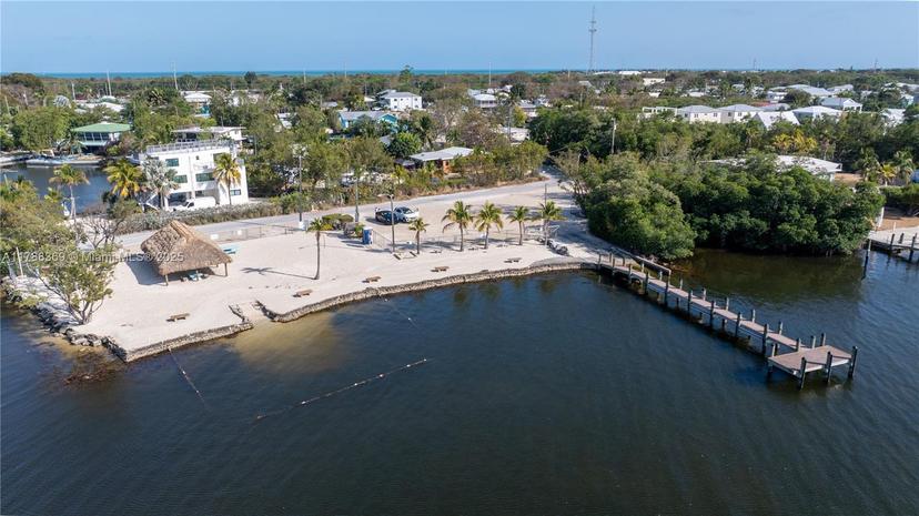 Picture of 40 Orange Dr, Key Largo FL 33037