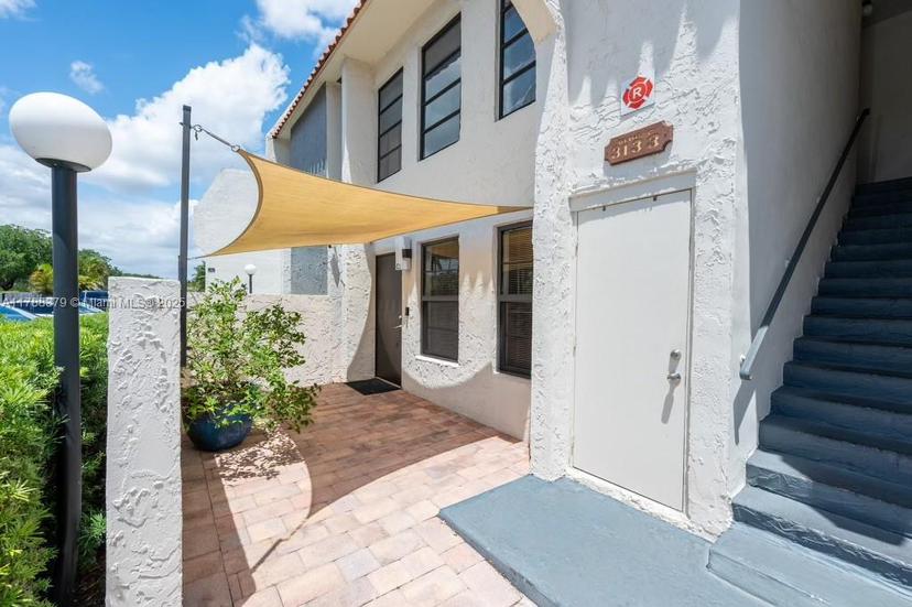 Picture of 3133 Coral Hills Dr, Coral Springs FL 33065