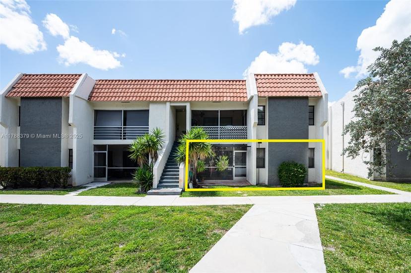 Picture of 3133 Coral Hills Dr, Coral Springs FL 33065