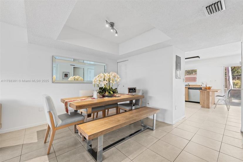 Picture of 1341 NW 123Rd Ter # 1341, Pembroke Pines FL 33026