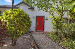 Picture of 3375 SW 29Th Ter, Miami, FL 33133