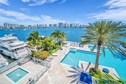 Picture of 17111 Biscayne Blvd # 309, North Miami Beach, FL 33160