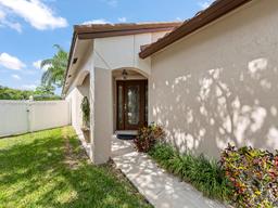 Picture of 17920 NW 19Th St, Pembroke Pines, FL 33029