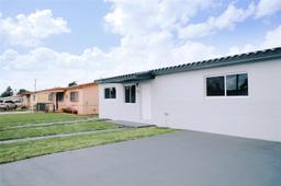 Picture of 1221 W 34 St, Hialeah, FL 33012