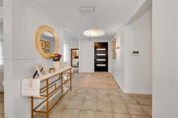 Picture of 2325 Alhambra Cir, Coral Gables, FL 33134