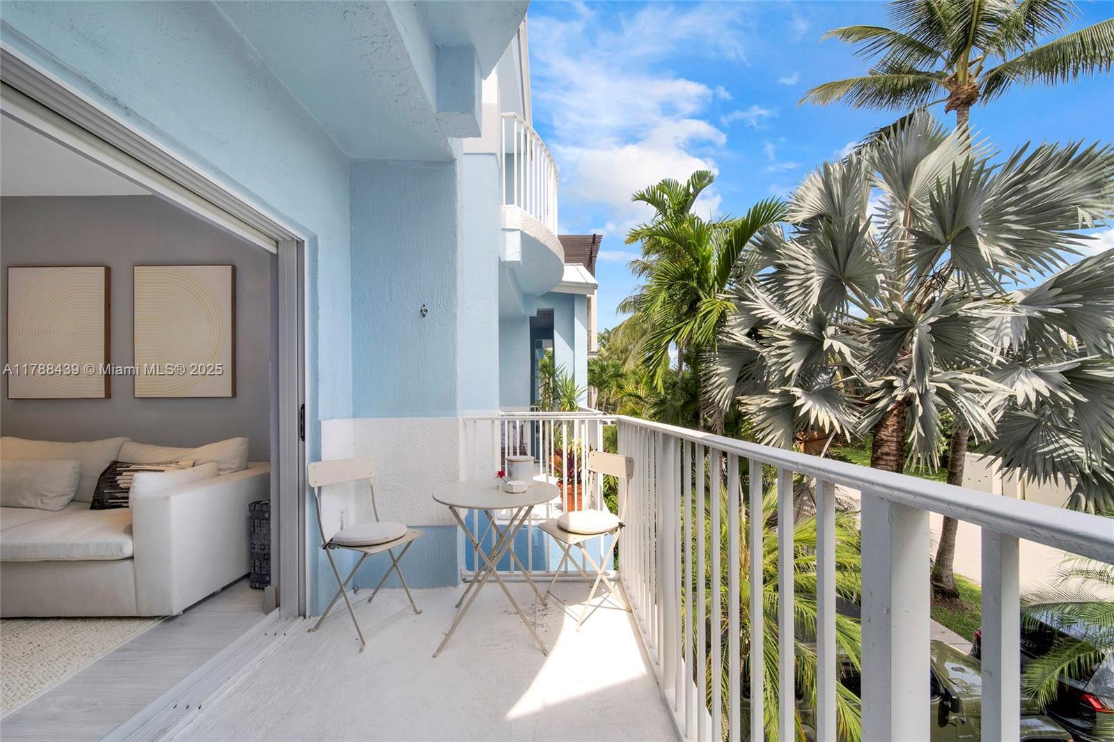 Picture of 381 Franklin St, Hollywood, FL 33019