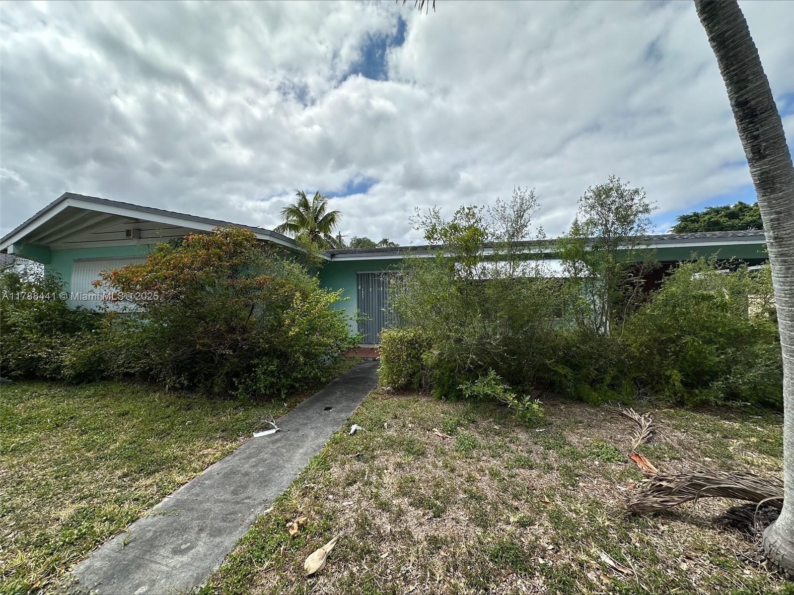 Picture of 8911 Caribbean Blvd, Cutler Bay, FL 33157