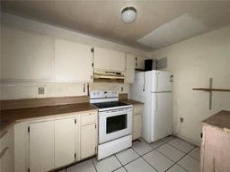 Picture of 12955 SW 66Th Ln # 2, Miami, FL 33183