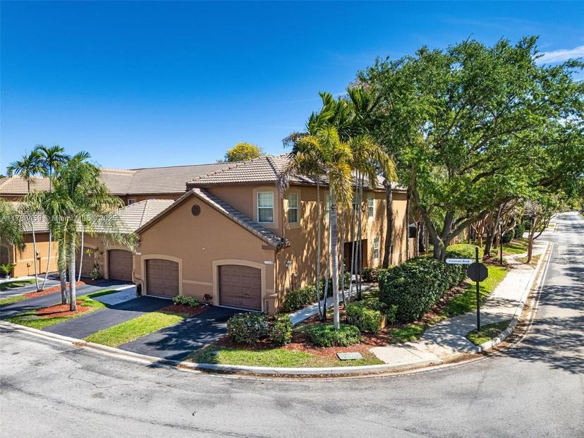 Picture of 1524 Coronado Rd # 35, Weston FL 33327