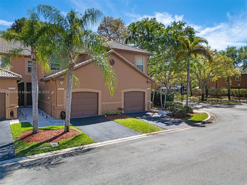 Picture of 1524 Coronado Rd # 35, Weston FL 33327