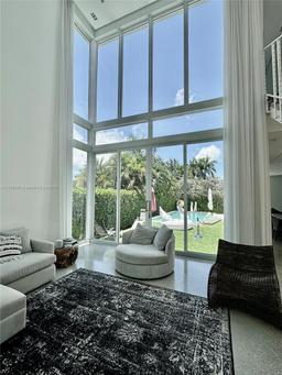 Picture of 949 Tyler St, Hollywood, FL 33019