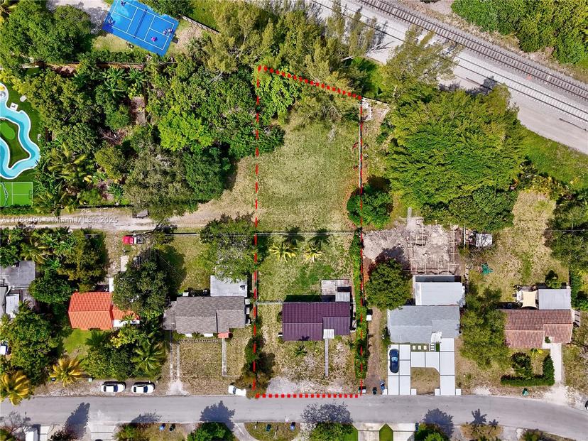 Picture of 10830 NE 10Th Ct, Miami FL 33161