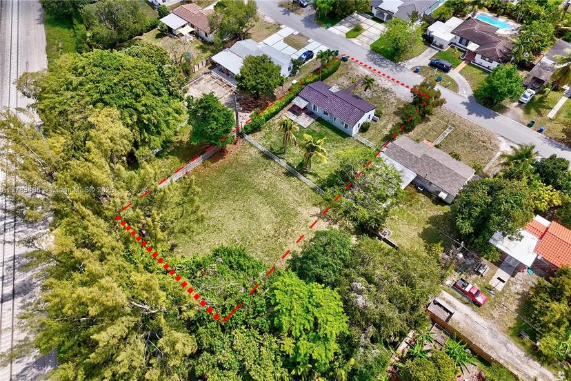 Picture of 10830 NE 10Th Ct, Miami FL 33161
