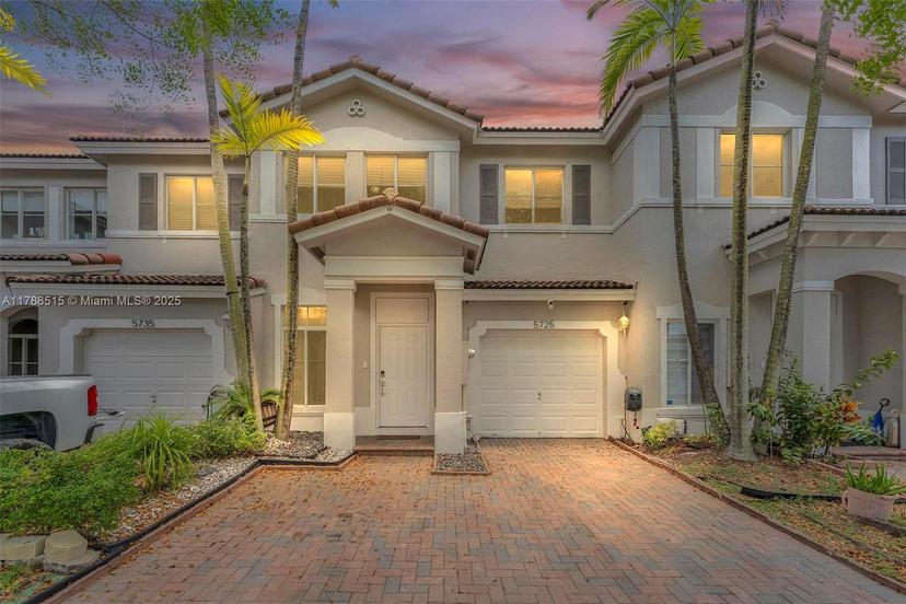 Picture of 5725 NW 112Th Path, Doral FL 33178