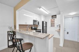 Picture of 10457 NW 8Th St # 105, Pembroke Pines, FL 33026