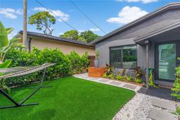 Picture of 375 NE 33Rd St, Oakland Park, FL 33334