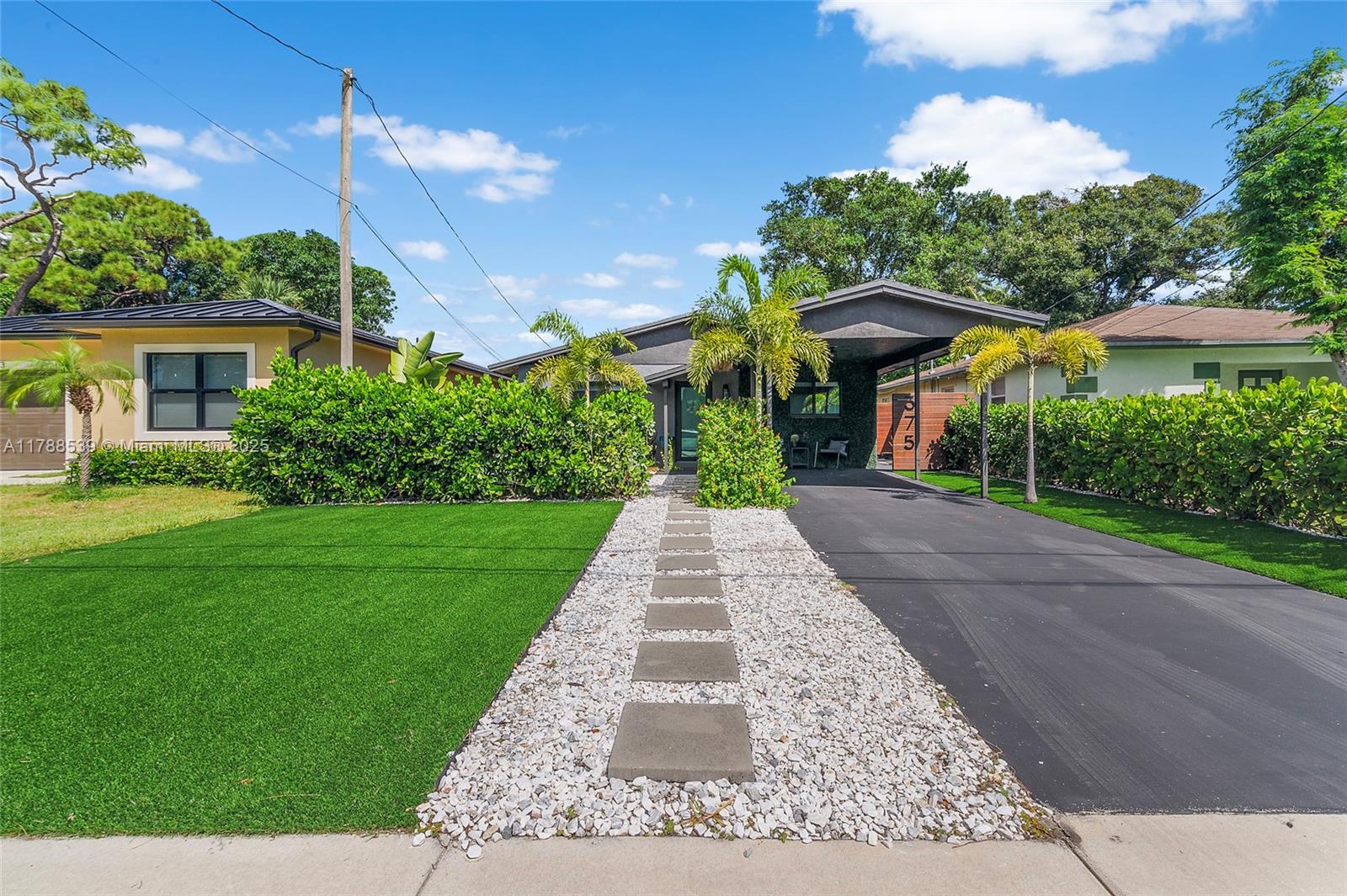 Picture of 375 NE 33Rd St, Oakland Park, FL 33334