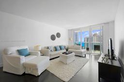 Picture of 19380 Collins Ave # 1414, Sunny Isles Beach, FL 33160
