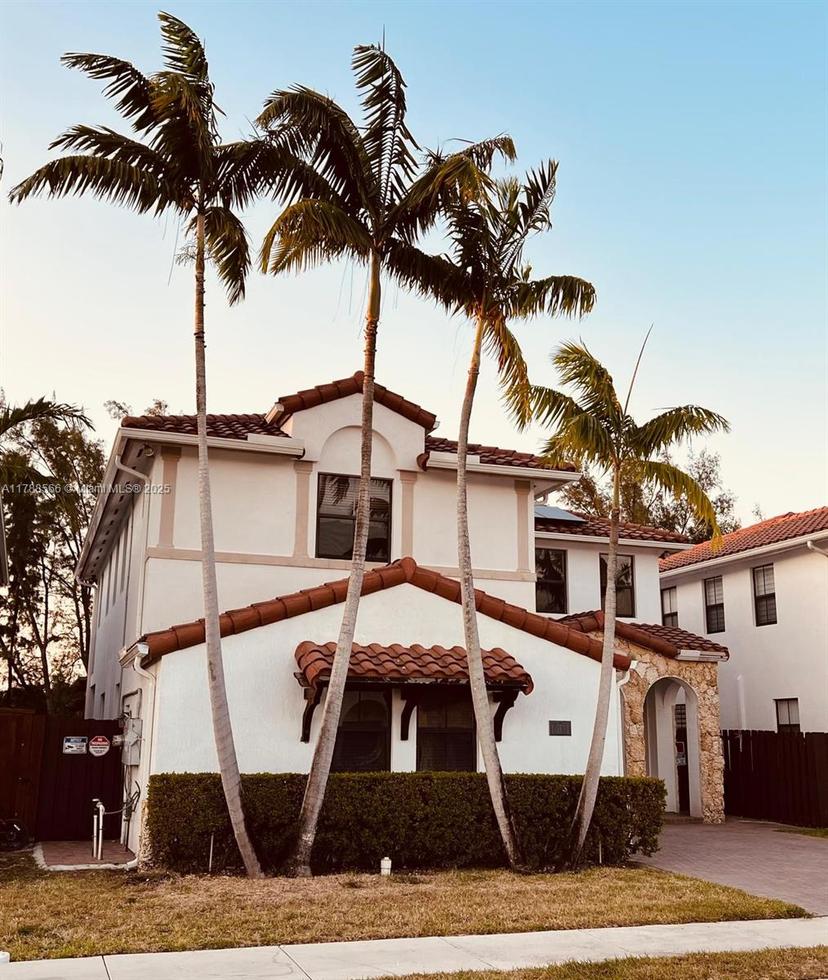 Picture of 10371 NW 10Th St, Miami FL 33172