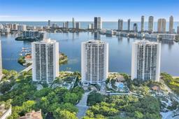 Picture of 3000 Island Blvd # 706, Aventura, FL 33160