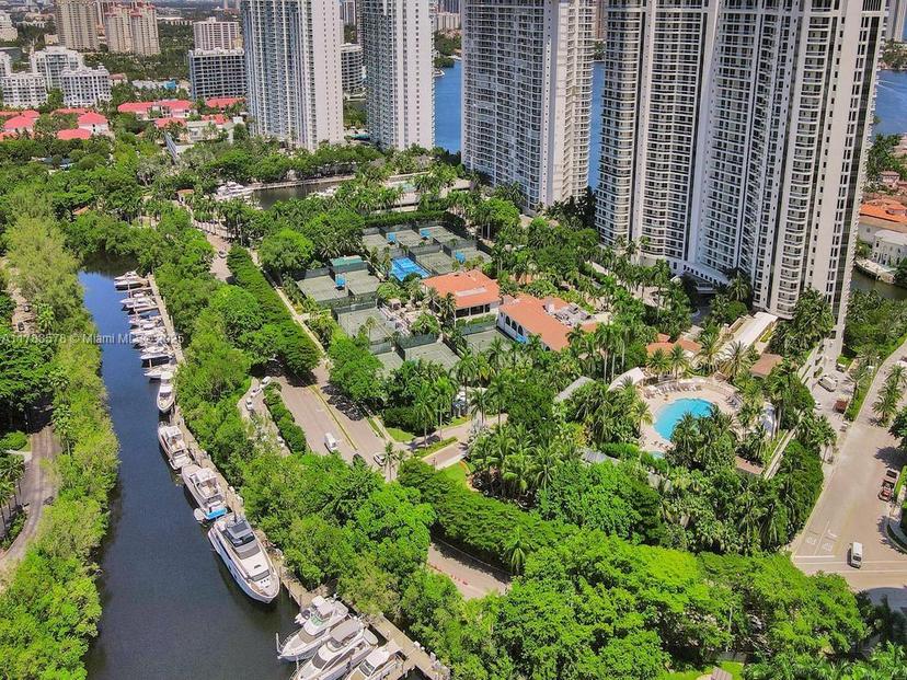 Picture of 3000 Island Blvd # 706, Aventura FL 33160