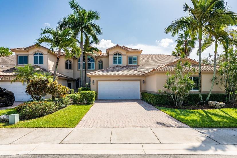 Picture of 5134 W Madison Lakes Cir W, Davie FL 33328