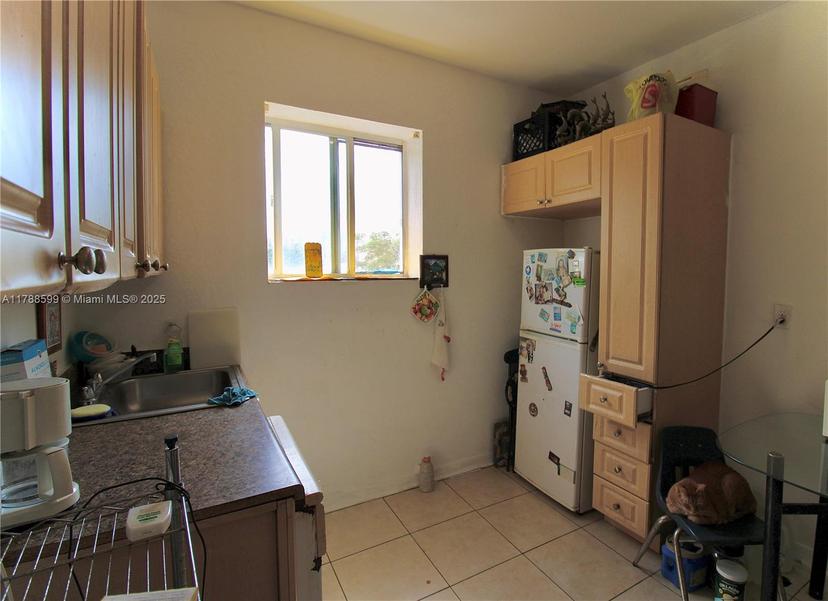 Picture of 1021 NW 3Rd St # 201, Miami FL 33128