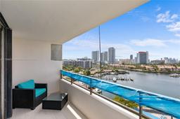 Picture of 2500 Parkview Dr # 1121, Hallandale Beach, FL 33009