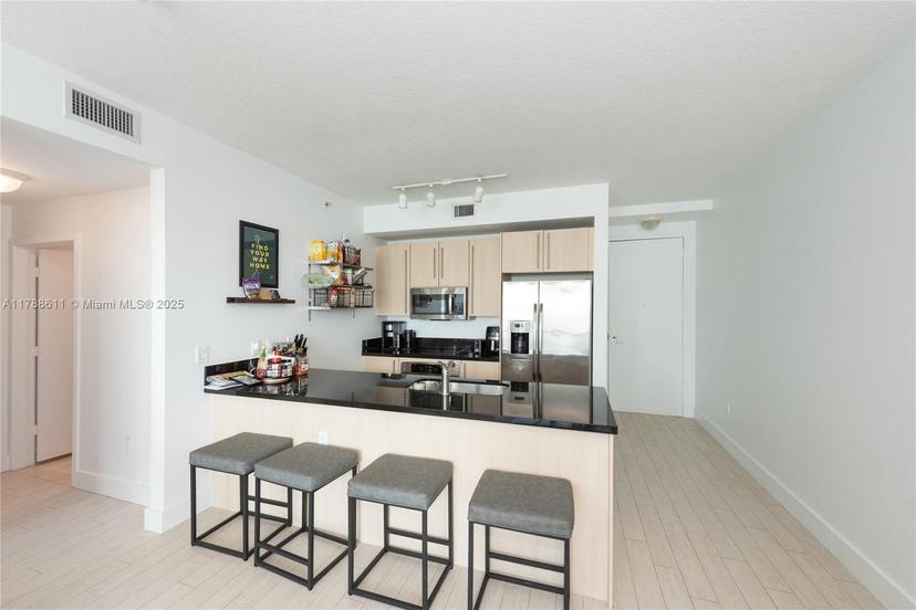 Picture of 79 SW 12Th St, Miami FL 33130
