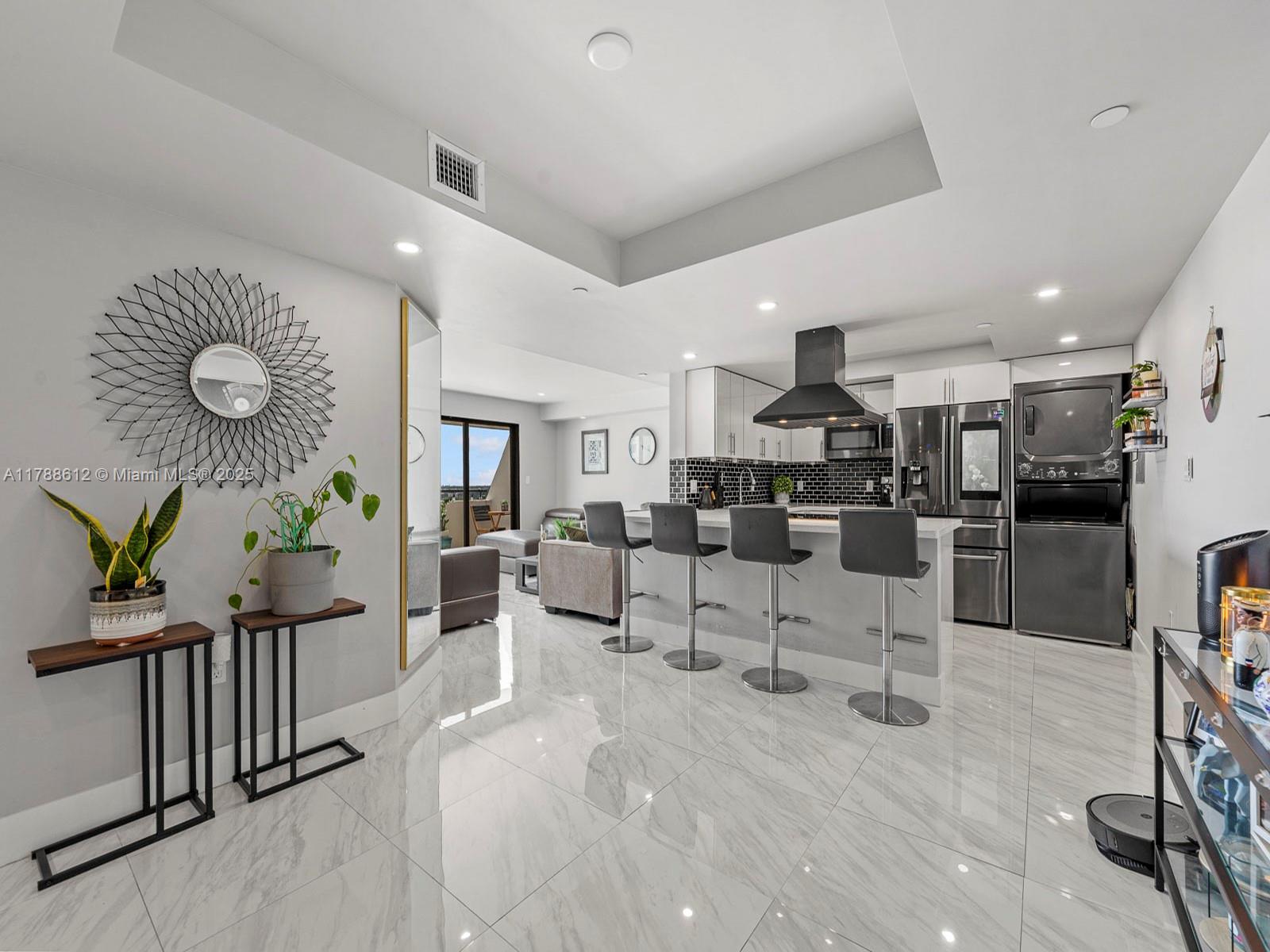Picture of 911 E Ponce De Leon Blvd # 1601, Coral Gables, FL 33134