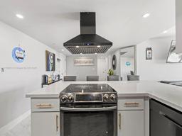 Picture of 911 E Ponce De Leon Blvd # 1601, Coral Gables, FL 33134