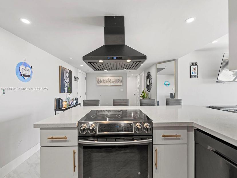 Picture of 911 E Ponce De Leon Blvd # 1601, Coral Gables FL 33134