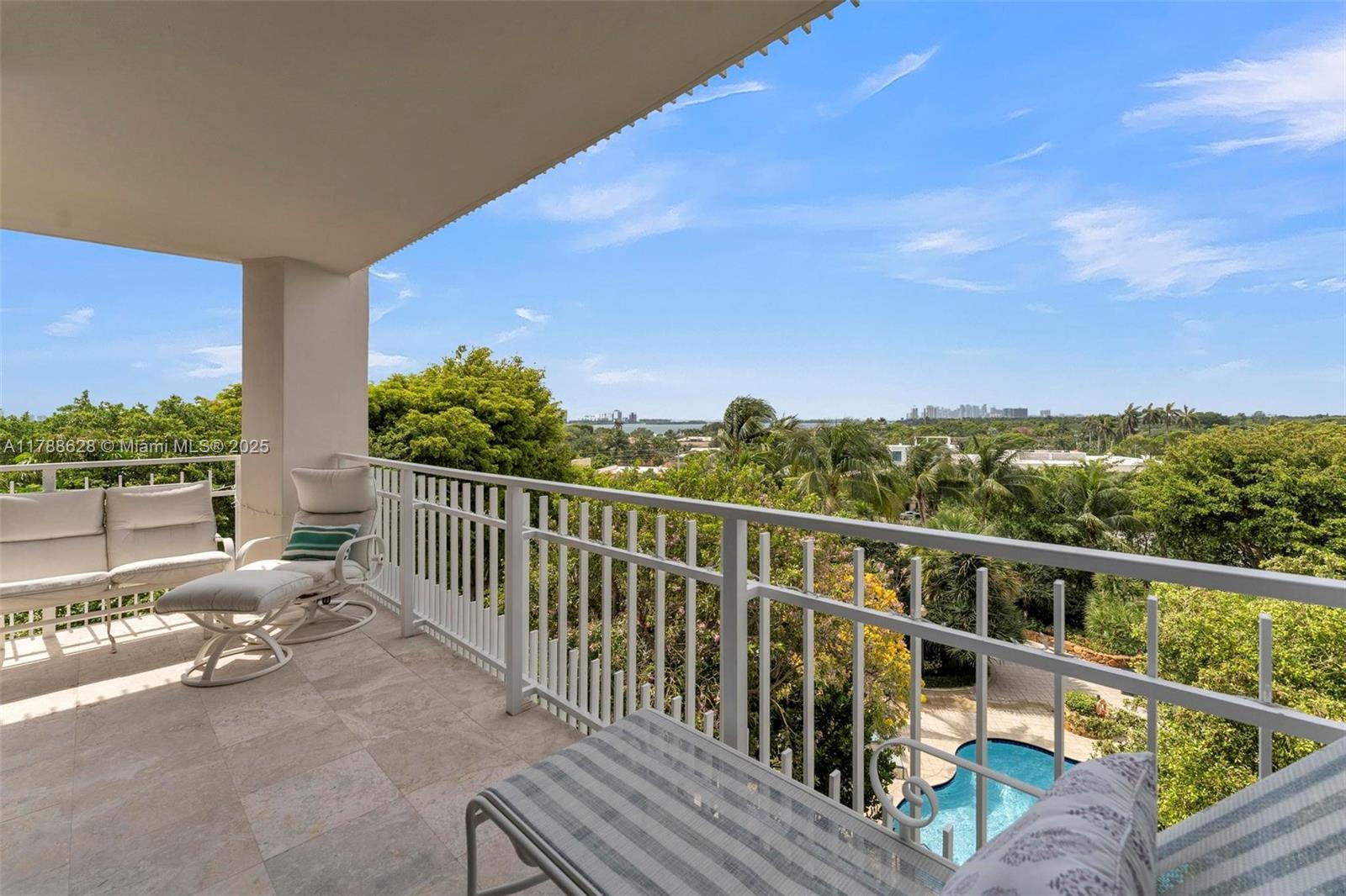 Picture of 2000 Towerside Ter # 702, Miami, FL 33138